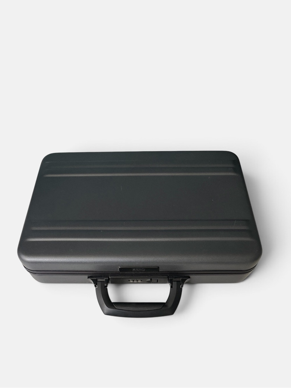 Zero Halliburton Hard Shell Combination Lock Briefcase - Black
